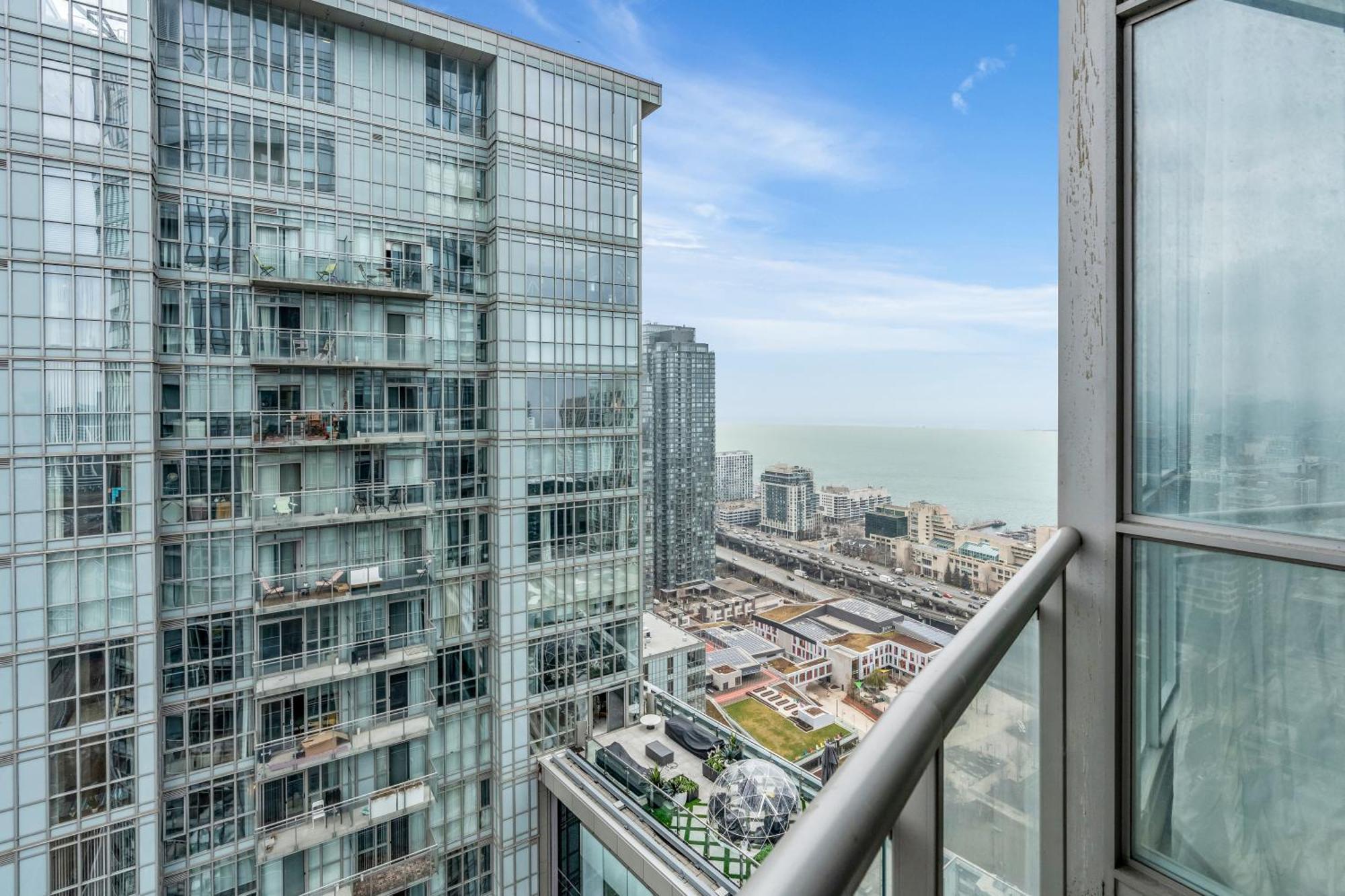 טורונטו City Downtown Suites מראה חיצוני תמונה